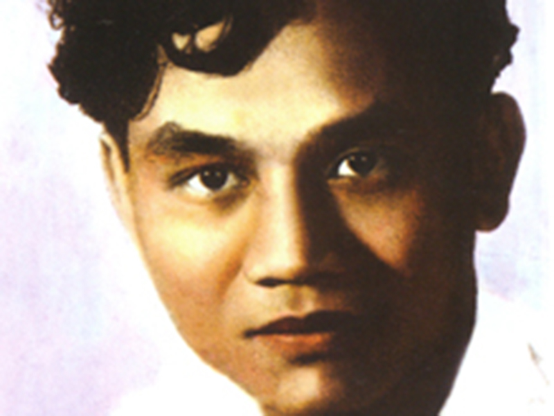 Xuân Diệu "phê" ...thơ